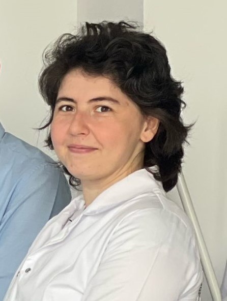 Dr. Anca-Lelia Riza (Costache)